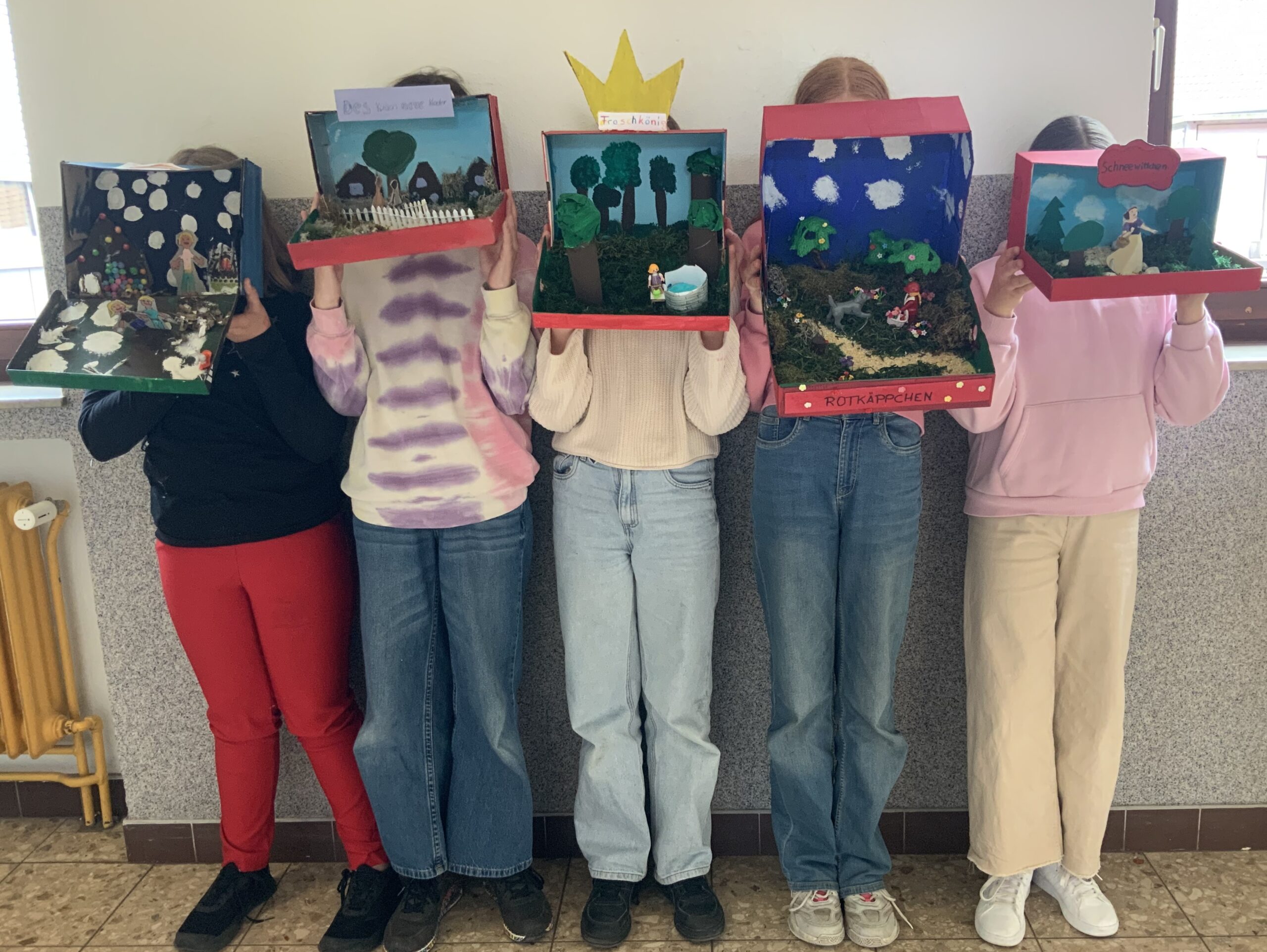 Du betrachtest gerade „Es war einmal…im Schuhkarton“